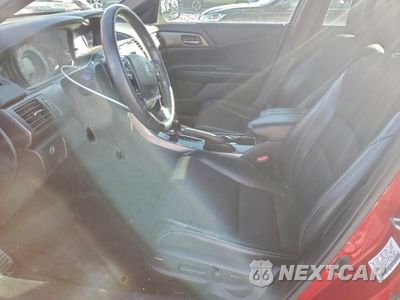 Zdjęcie 7 z 15 samochodu: 2017 HONDA ACCORD SPORT VIN:1HGCR2F50HA010214 - miniatura