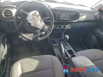 Zdjęcie 8 z 12 samochodu: 2019 TOYOTA TACOMA ACCESS CAB VIN:5TFRX5GN0KX139640 - miniatura