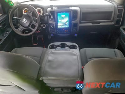 Zdjęcie 8 z 15 samochodu: 2014 RAM 3500 ST VIN:3C63R3GL2EG116024 - miniatura