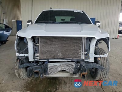 Piąte zdjęcie samochodu w środku: 2020 FORD F150 SUPERCREW VIN:1FTEW1C44LKD11867 - miniatura