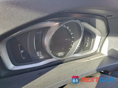 Zdjęcie 9 z 12 samochodu: 2016 VOLVO S60 PLATINUM VIN:LYV402FM3GB098056 - miniatura