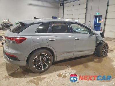Trzecie zdjęcie samochodu z tyłu: 2023 AUDI Q4 E-TRON VIN:WA1G2AFZ6PP081098 - miniatura