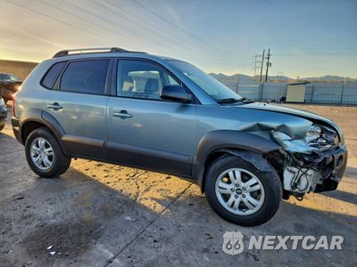 Czwarte zdjęcie samochodu z boku: 2008 HYUNDAI TUCSON SE VIN:KM8JN72D88U850280 - miniatura