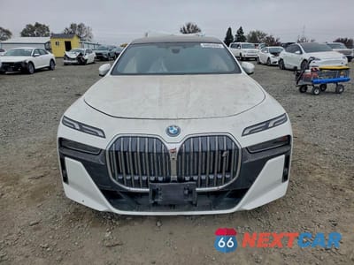 Piąte zdjęcie samochodu w środku: 2024 BMW I7 EDRIVE50 VIN:WBY43EJ01RCP83408 - miniatura