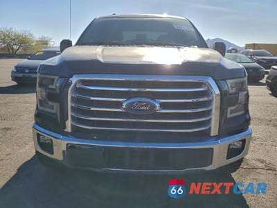 Piąte zdjęcie samochodu w środku: 2015 FORD F150 SUPERCREW VIN:1FTEW1CP2FKD26513 - miniatura
