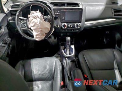 Zdjęcie 8 z 11 samochodu: 2018 HONDA FIT EX VIN:3HGGK5H01JM706985 - miniatura