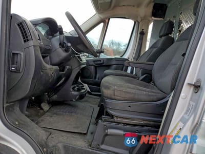 Zdjęcie 7 z 13 samochodu: 2015 RAM PROMASTER 1500 1500 STANDARD VIN:3C6TRVAG5FE517507 - miniatura