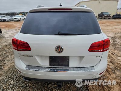 Zdjęcie 6 z 14 samochodu: 2012 VOLKSWAGEN TOUAREG V6 TDI VIN:WVGEK9BP2CD010729 - miniatura