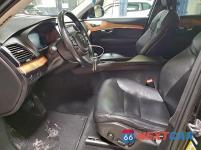 Zdjęcie 7 z 12 samochodu: 2021 VOLVO XC90 T6 MOMENTUM VIN:YV4A22PK0M1762811 - miniatura