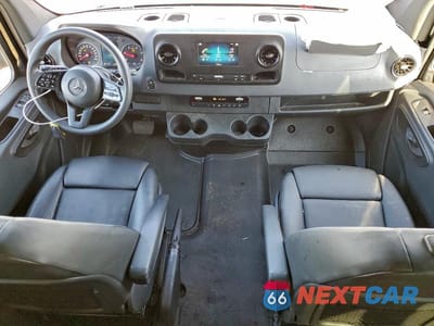 Zdjęcie 8 z 12 samochodu: 2024 MERCEDES-BENZ SPRINTER 2500 VIN:W1Z4KFHY7RP667927 - miniatura
