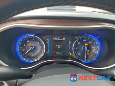 Zdjęcie 9 z 13 samochodu: 2017 CHRYSLER PACIFICA TOURING L VIN:2C4RC1BG2HR820855 - miniatura