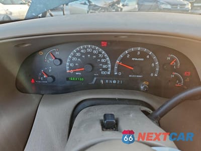 Zdjęcie 9 z 15 samochodu: 2000 FORD EXPEDITION EDDIE BAUER VIN:1FMRU17L5YLA66275 - miniatura