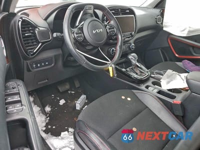 Zdjęcie 8 z 12 samochodu: 2023 KIA SOUL GT LINE VIN:KNDJ53AU1P7894889 - miniatura