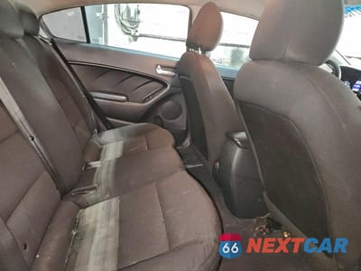 Zdjęcie 10 z 12 samochodu: 2017 KIA FORTE LX VIN:3KPFK4A74HE014333 - miniatura