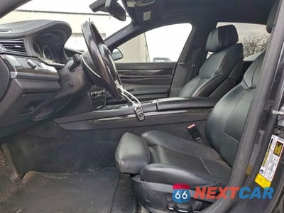 Zdjęcie 7 z 11 samochodu: 2012 BMW 750 I VIN:WBAKA8C50CCY37455 - miniatura