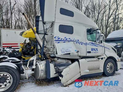 Zdjęcie 9 z 10 samochodu: 2025 VOLVO VNL SEMI TRUCK VIN:4V4NC9EHXSN695078 - miniatura