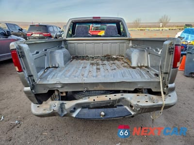 Zdjęcie 6 z 15 samochodu: 2000 GMC SONOMA VIN:1GTCS1447Y8111121 - miniatura