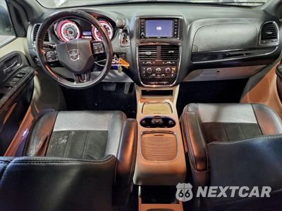 Zdjęcie 8 z 14 samochodu: 2017 DODGE GRAND CARAVAN SXT VIN:2C4RDGCG6HR671672 - miniatura