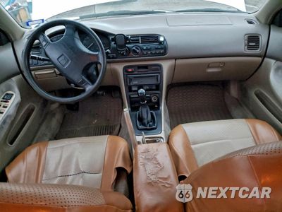 Zdjęcie 8 z 12 samochodu: 1997 HONDA ACCORD LX VIN:1HGCD553XVA211503 - miniatura