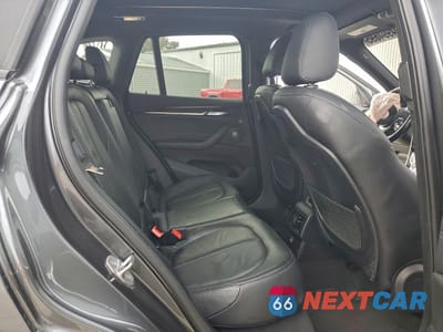 Zdjęcie 11 z 15 samochodu: 2016 BMW X1 XDRIVE28I VIN:WBXHT3C30G5F67555 - miniatura