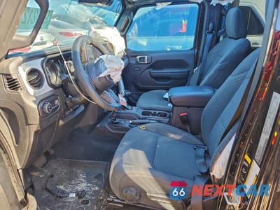 Zdjęcie 7 z 12 samochodu: 2024 JEEP GLADIATOR SPORT VIN:1C6HJTAG6RL111958 - miniatura