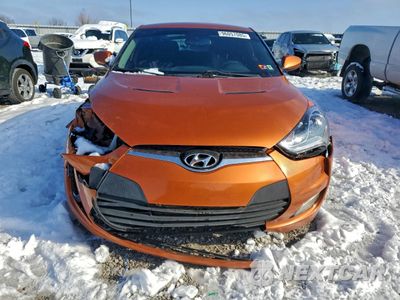 Piąte zdjęcie samochodu w środku: 2013 HYUNDAI VELOSTER VIN:KMHTC6AD4DU145464 - miniatura
