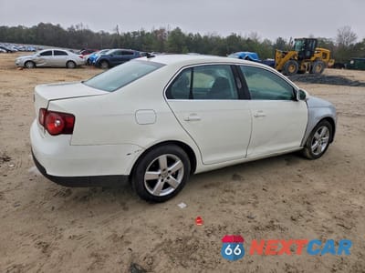 Trzecie zdjęcie samochodu z tyłu: 2008 VOLKSWAGEN JETTA SE VIN:3VWRM71K08M070642 - miniatura
