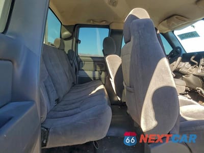 Zdjęcie 10 z 11 samochodu: 2006 CHEVROLET SILVERADO UTILITY / SERVICE TRUCK VIN:1GCHC29U46E132458 - miniatura