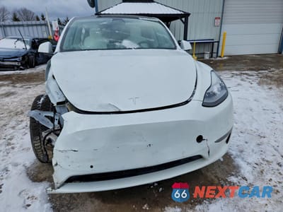 Piąte zdjęcie samochodu w środku: 2021 TESLA MODEL Y VIN:5YJYGDEE7MF089101 - miniatura