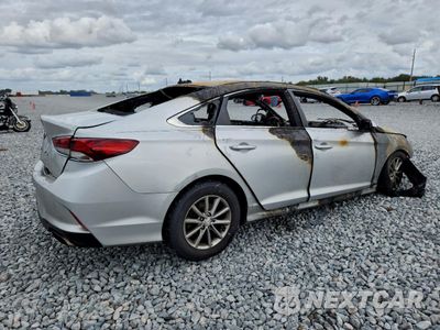 Trzecie zdjęcie samochodu z tyłu: 2018 HYUNDAI SONATA SE VIN:5NPE24AF3JH710489 - miniatura
