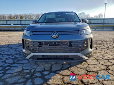 Piąte zdjęcie samochodu w środku: 2025 VOLKSWAGEN TIGUAN S VIN:3VVBR7RM8SM062714 - miniatura