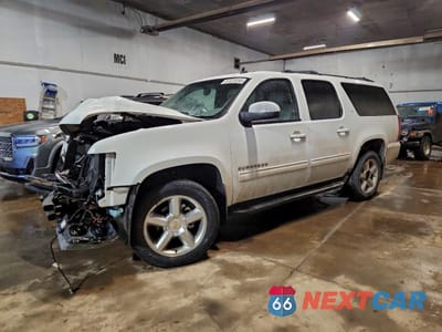 2012 CHEVROLET SUBURBAN K1500 LT 1GNSKJE77CR215283 - główne zdjęcie licytacji z USA - miniatura
