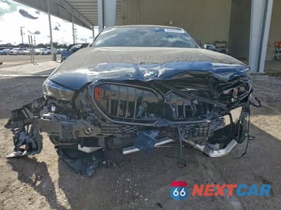 Piąte zdjęcie samochodu w środku: 2026 BMW 540 XI VIN:WBA63FJ02TCW64108 - miniatura