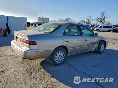 Trzecie zdjęcie samochodu z tyłu: 1999 TOYOTA CAMRY CE VIN:4T1BG22K3XU530153 - miniatura