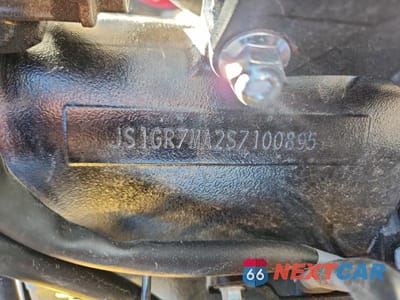 Zdjęcie 8 z 8 samochodu: 2025 SUZUKI GSX-R750 VIN:JS1GR7MA2S7100895 - miniatura