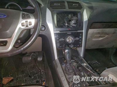 Zdjęcie 8 z 14 samochodu: 2014 FORD EXPLORER L VIN:1FM5K8F80EGB73510 - miniatura