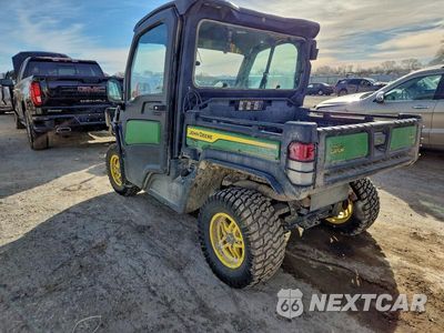 Trzecie zdjęcie samochodu z tyłu: 2024 JOHN DEERE XUV835R UTILITY VEHICLE VIN:1M0835MDHRM070280 - miniatura