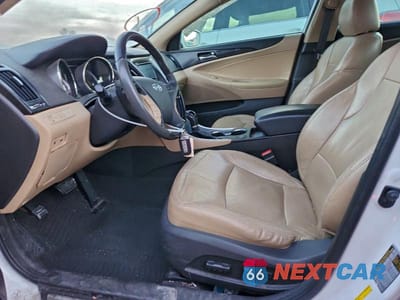 Zdjęcie 7 z 13 samochodu: 2013 HYUNDAI SONATA VIN:5NPEC4AC6DH652823 - miniatura