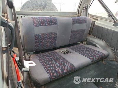 Zdjęcie 10 z 14 samochodu: 1994 GEO TRACKER VIN:2CNBJ18U7R6901286 - miniatura