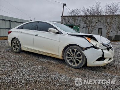 Czwarte zdjęcie samochodu z boku: 2013 HYUNDAI SONATA SE VIN:5NPEC4AB0DH646751 - miniatura