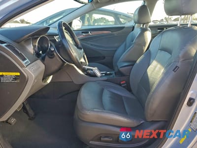 Zdjęcie 7 z 14 samochodu: 2013 HYUNDAI SONATA HYBRID VIN:KMHEC4A43DA071467 - miniatura