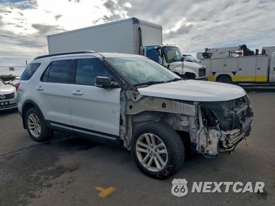 Czwarte zdjęcie samochodu z boku: 2017 FORD EXPLORER XLT VIN:1FM5K7DH0HGA77619 - miniatura