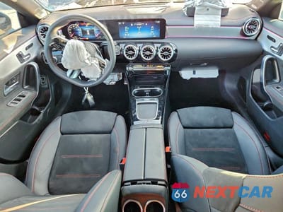 Zdjęcie 8 z 12 samochodu: 2025 MERCEDES-BENZ CLA 250 VIN:W1K5J4GB0SN488508 - miniatura