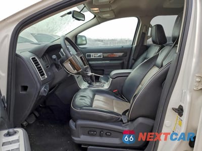 Zdjęcie 7 z 15 samochodu: 2008 LINCOLN MKX VIN:2LMDU68C88BJ18489 - miniatura