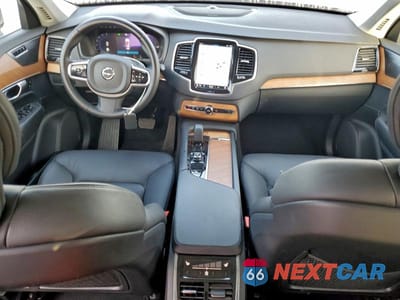 Zdjęcie 8 z 12 samochodu: 2024 VOLVO XC90 PLUS VIN:YV4H60CE6R1215279 - miniatura