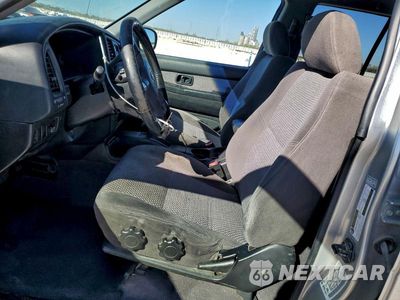 Zdjęcie 7 z 12 samochodu: 2004 NISS PATHFINDER VIN:JN8DR09X94W803064 - miniatura
