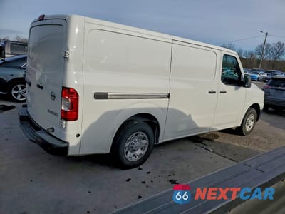 Trzecie zdjęcie samochodu z tyłu: 2018 NISSAN NV 1500 S VIN:1N6BF0KM1JN802789 - miniatura