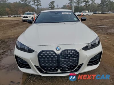 Piąte zdjęcie samochodu w środku: 2025 BMW 430I VIN:WBA43DA03SCT44869 - miniatura