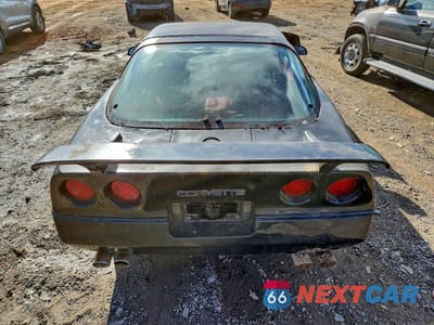 Zdjęcie 10 z 12 samochodu: 1984 CHEVROLET CORVETTE VIN:1G1AY0785E5132358 - miniatura