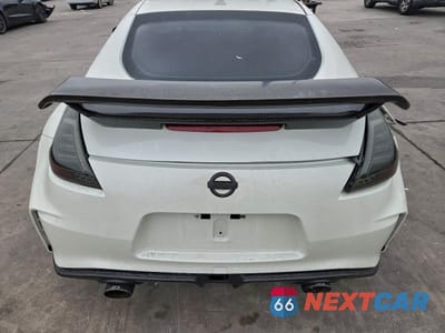 Zdjęcie 10 z 14 samochodu: 2018 NISSAN 370Z BASE VIN:JN1AZ4EH9JM570494 - miniatura